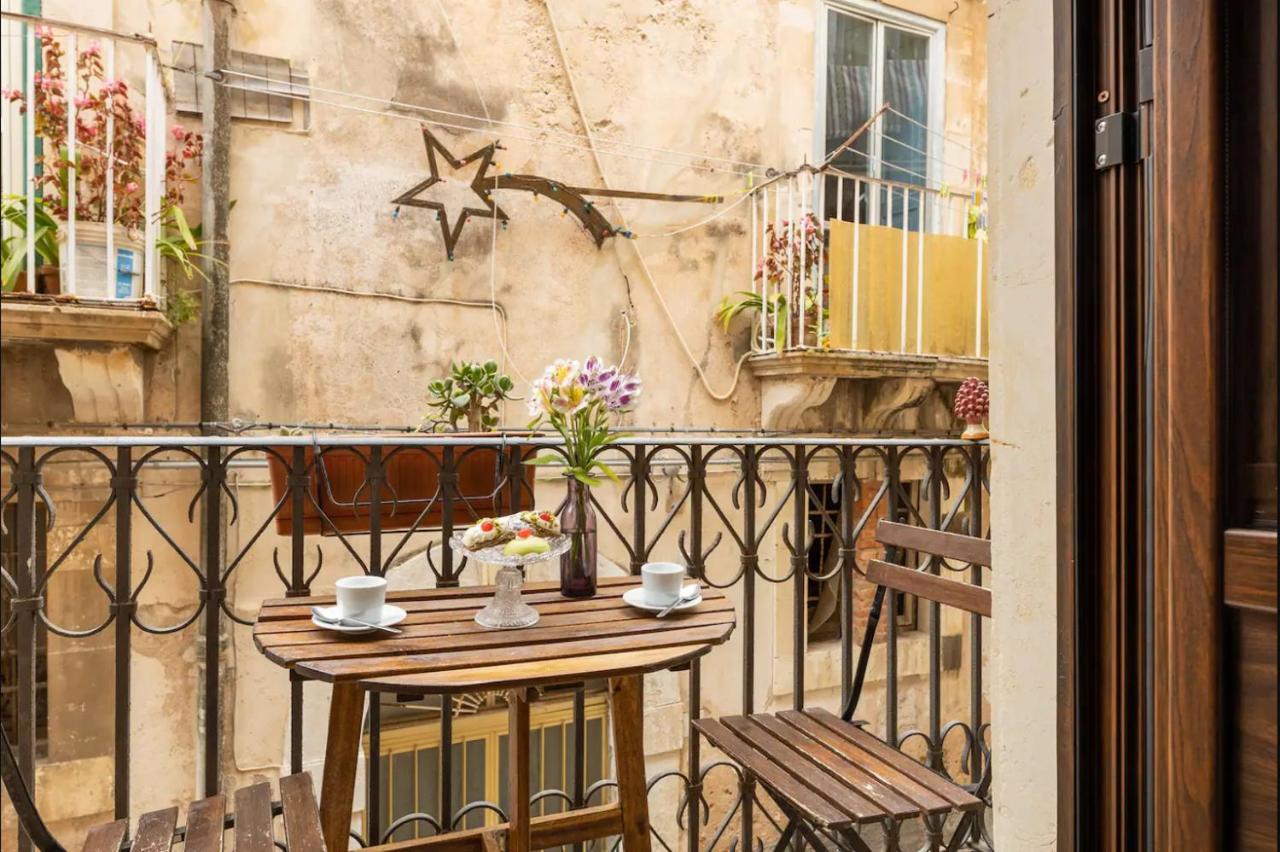 הוילה סירקוזה Garconniere In Ortigia מראה חיצוני תמונה