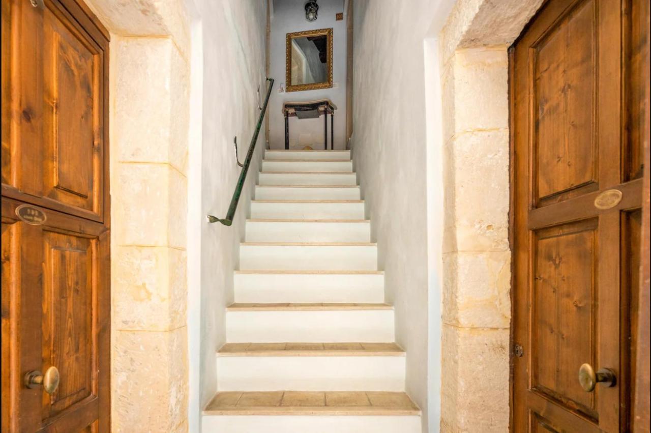 הוילה סירקוזה Garconniere In Ortigia מראה חיצוני תמונה